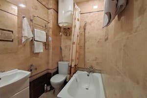 Апарт-отель Апартаменты Левада. Люкс трехместный Luxe 23 9