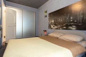 Apartment on Naukova 6