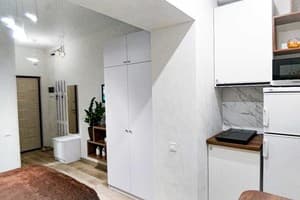 Белая студия рядом с Южным вокзалом 8