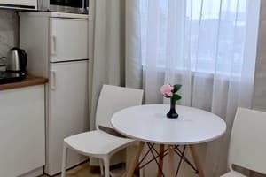 Белая студия рядом с Южным вокзалом 7