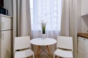 Белая студия рядом с Южным вокзалом 11