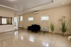 Bloom Hotel 3