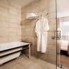 Отель Cosmopolit Hotel. Делюкс двухместный с 1 кроватью 4