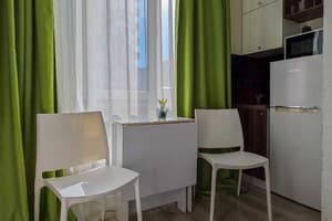 Еко студія на Залізничному вокзалі 19