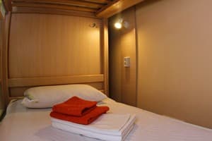 Хостел Good Night. Место в общем 8-местном номере Общий шестиместный 1