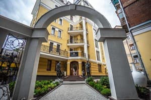 Mandarin clubhouse Kharkiv 8